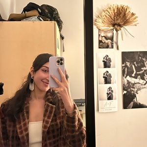 Meet your Posher, Fatima